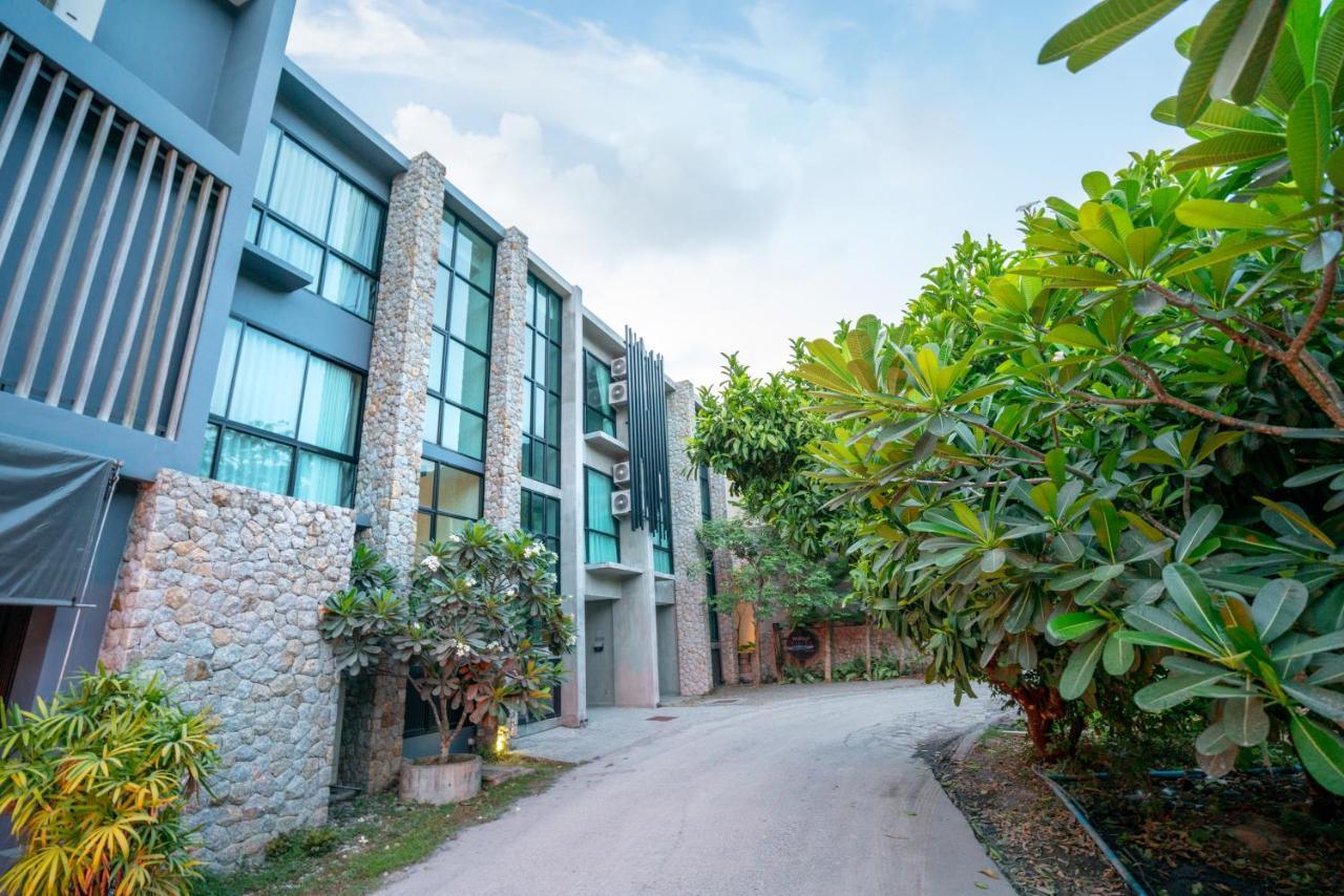 Kamala Lake View Villas Exterior photo